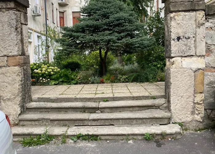 Old Town 1bdr Private Parking Bratislava