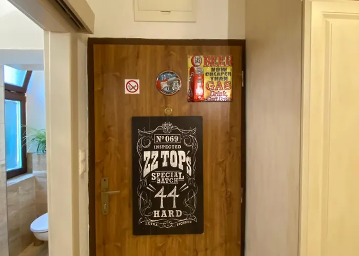 Lägenhet Old Town 1bdr Private Parking *