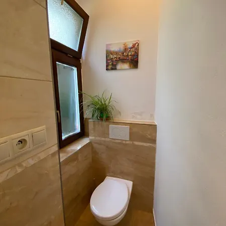 Old Town 1bdr Private Parking * Μπρατισλάβα